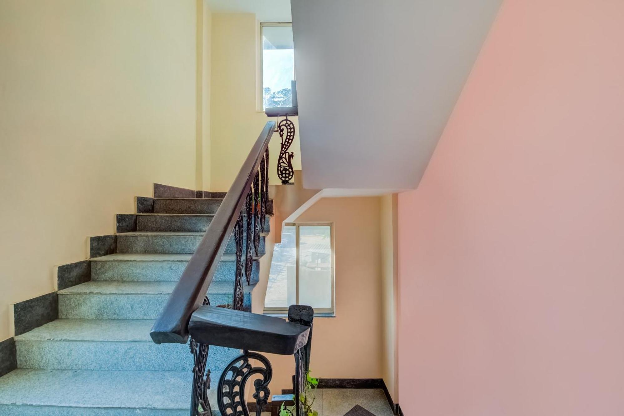 Hotel O Sairaj Lodge Méribel Village Dış mekan fotoğraf